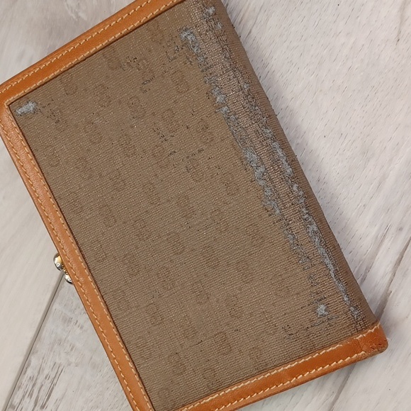 Vintage Gucci Wallet - Picture 9 of 11